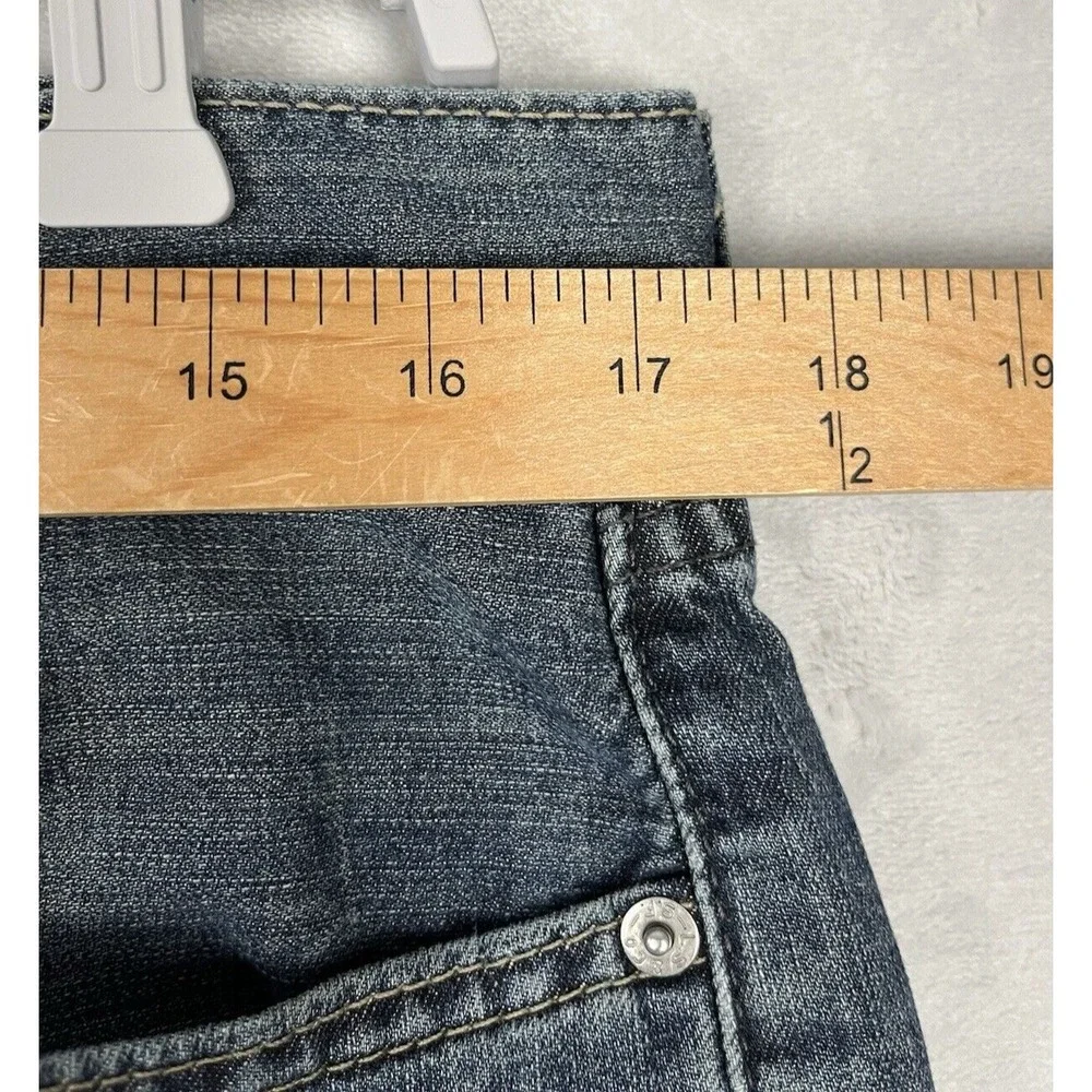 Levis levis 514